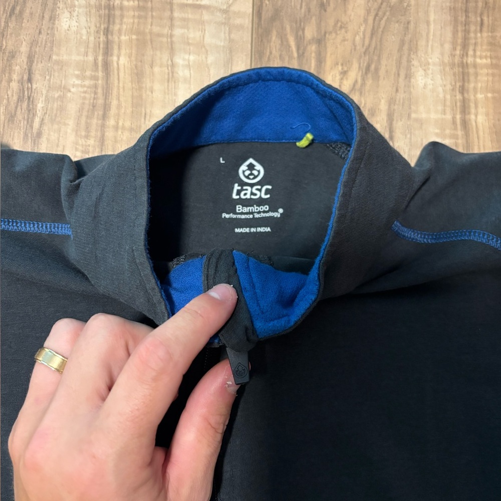 TASC Pullover - Picture 2 of 3